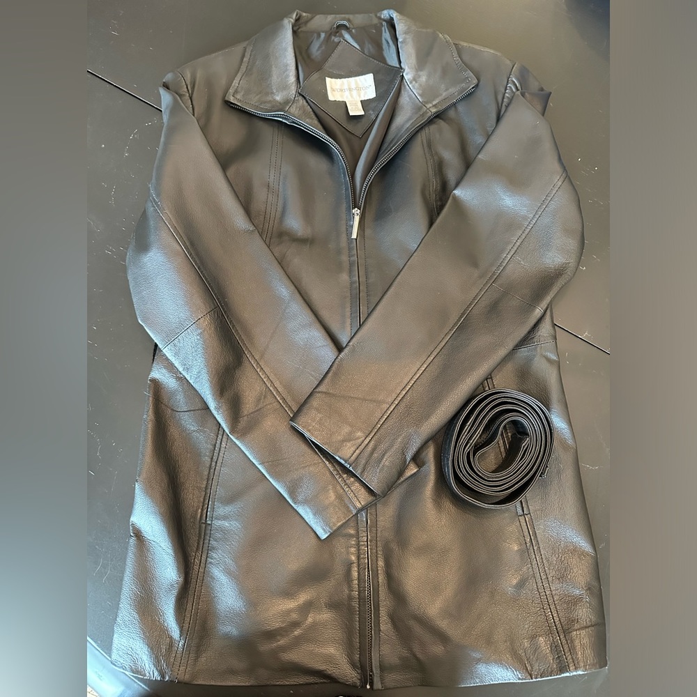 Worthington GENUINE LEATHER Jacket.